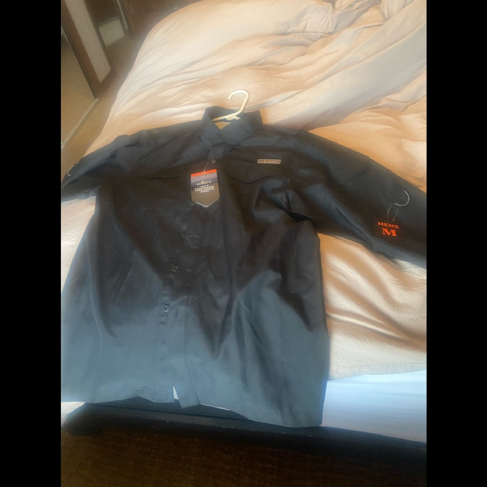 Habit Men's Long-Sleeve Black